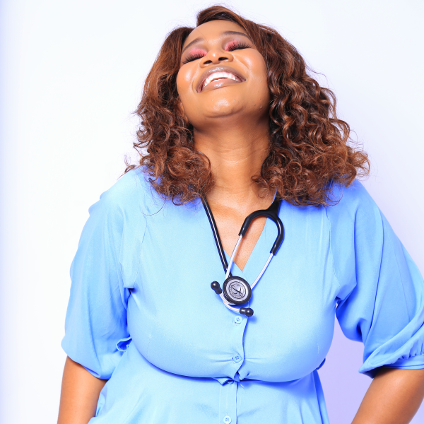 Dr Que Nonkqubela Hyera